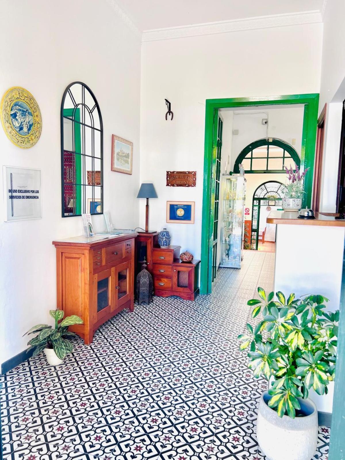 Hostal El Faro チピオナ エクステリア 写真