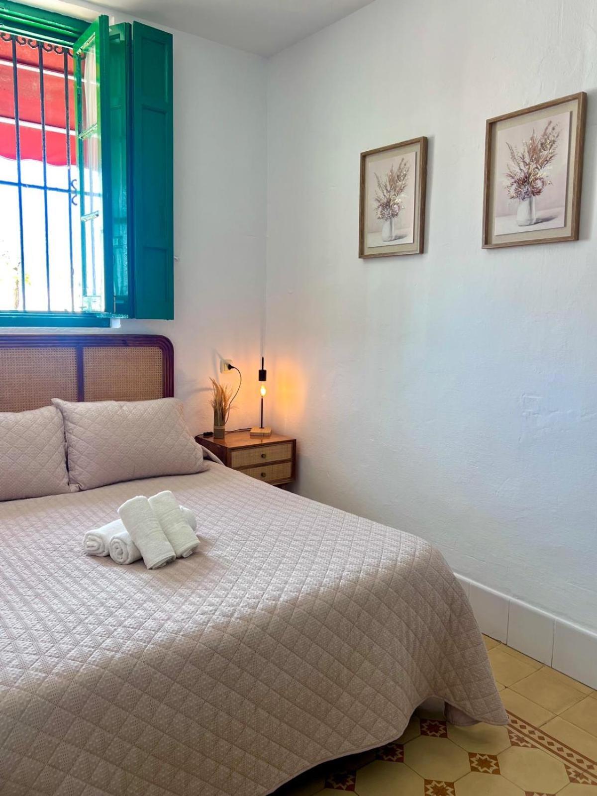 Hostal El Faro チピオナ エクステリア 写真